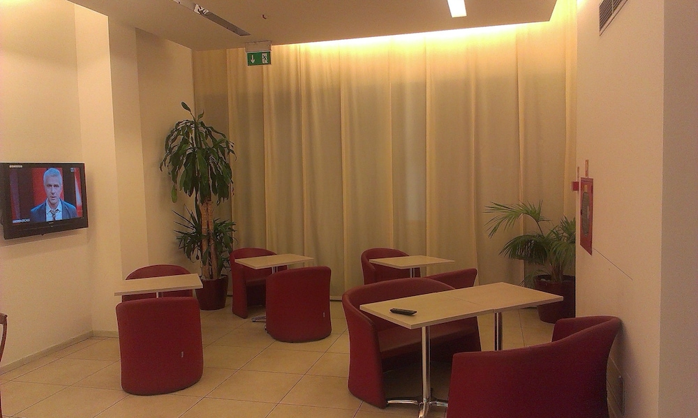 Hotel Lux Modena 41/65