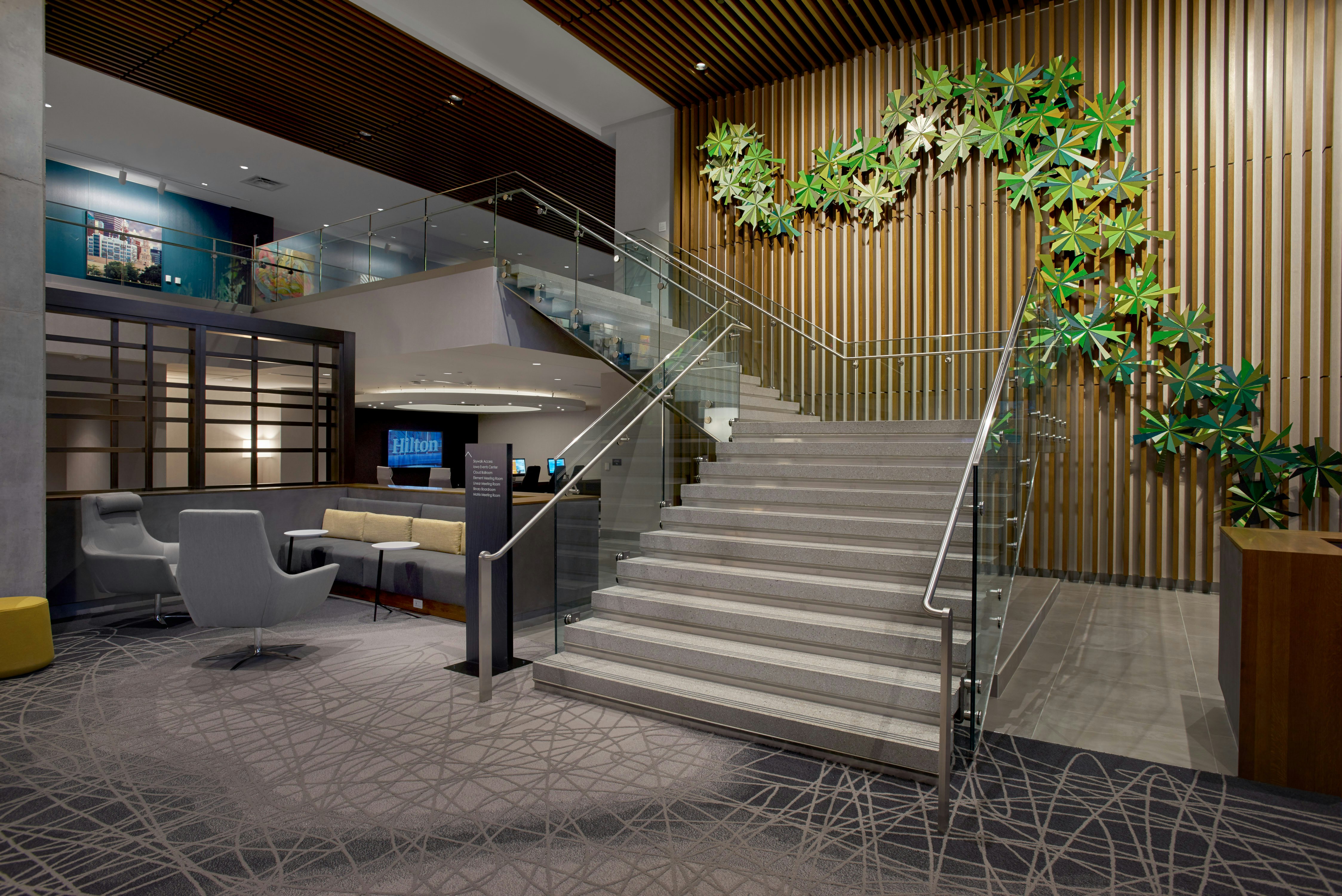 Hilton Des Moines Downtown 10/70
