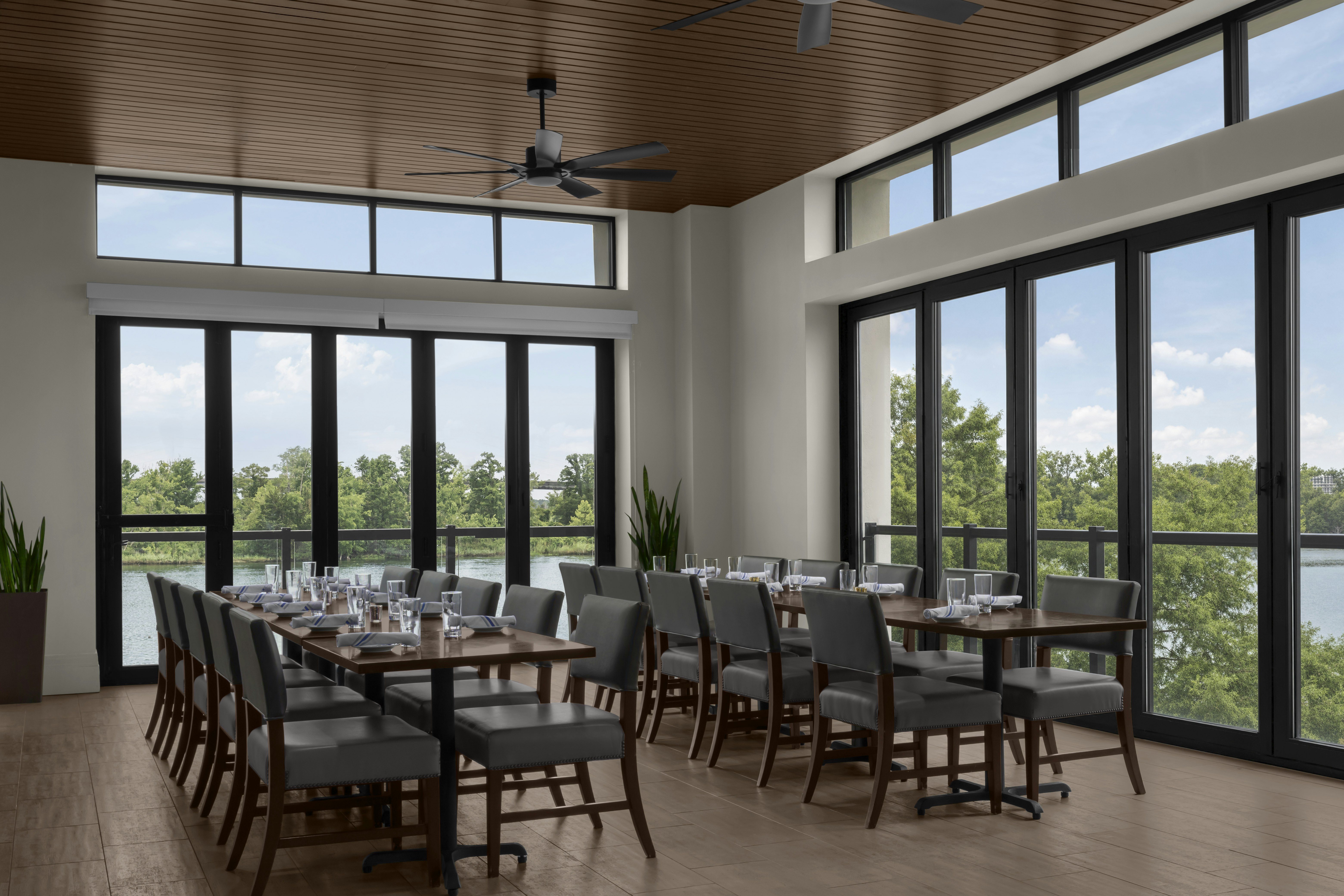 Embassy Suites by Hilton Wilmington Riverfront 58/76
