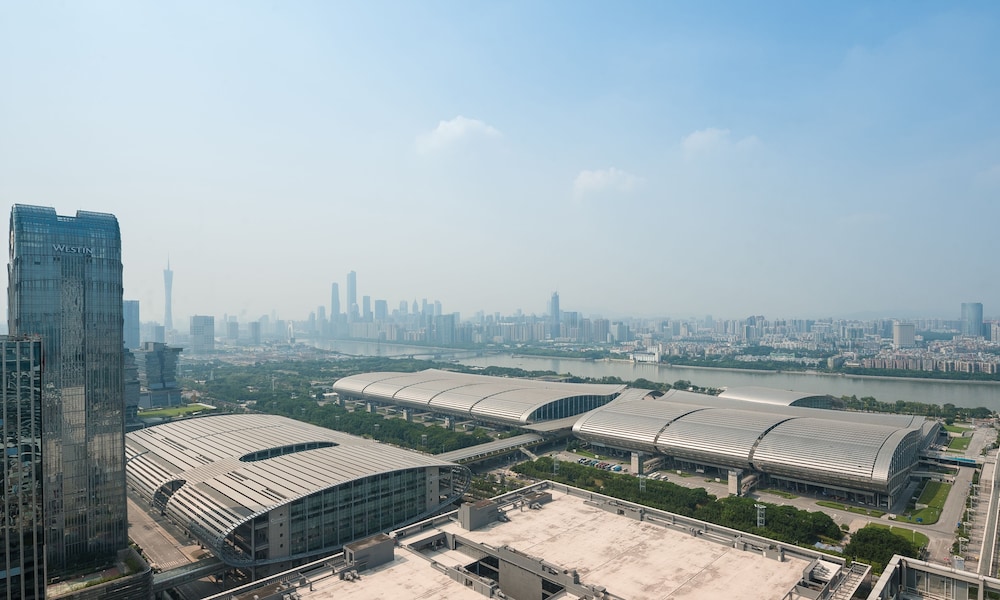 Yicheng Apartment Poly World Center 39/59