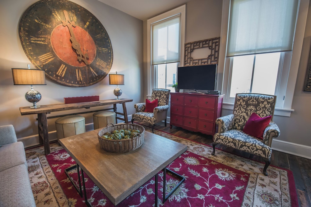 The Windsor Boutique Hotel 38/49