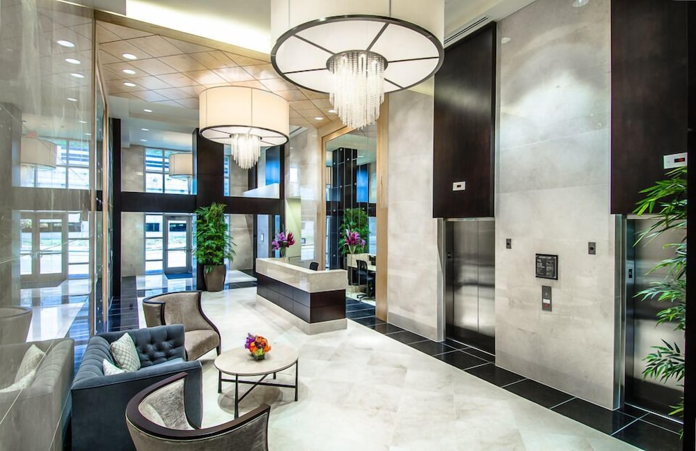 Hyatt Place Charlotte Downtown 11/68