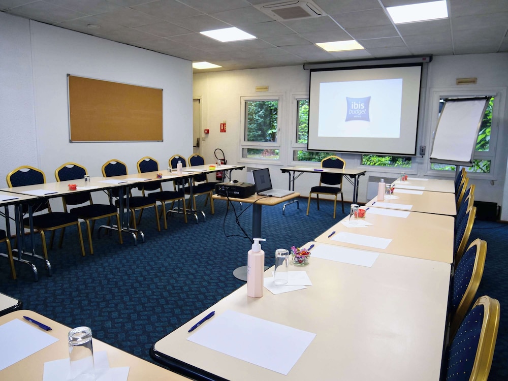 Ibis Budget Blois Centre 45/61