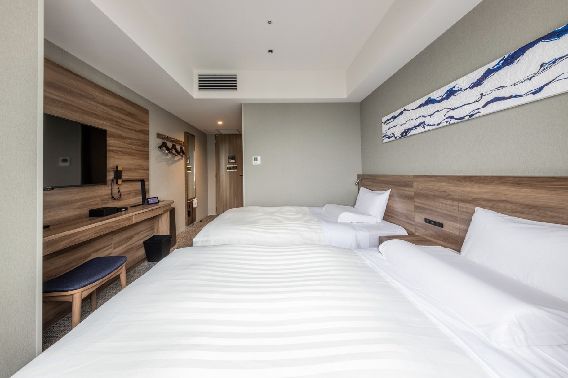 Superior, Twin Beds