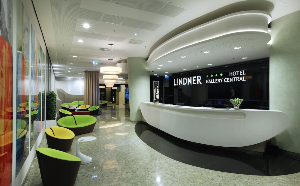 Lindner Hotel Bratislava, Part of Jdv by Hyatt 10/65