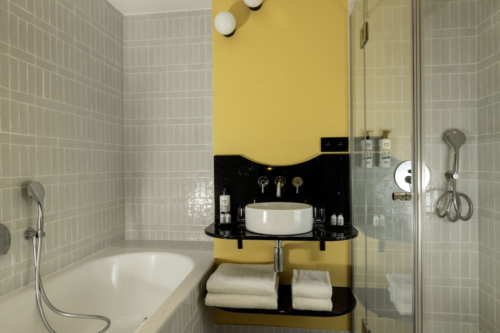 Le Clark Hotel Paris 48/50