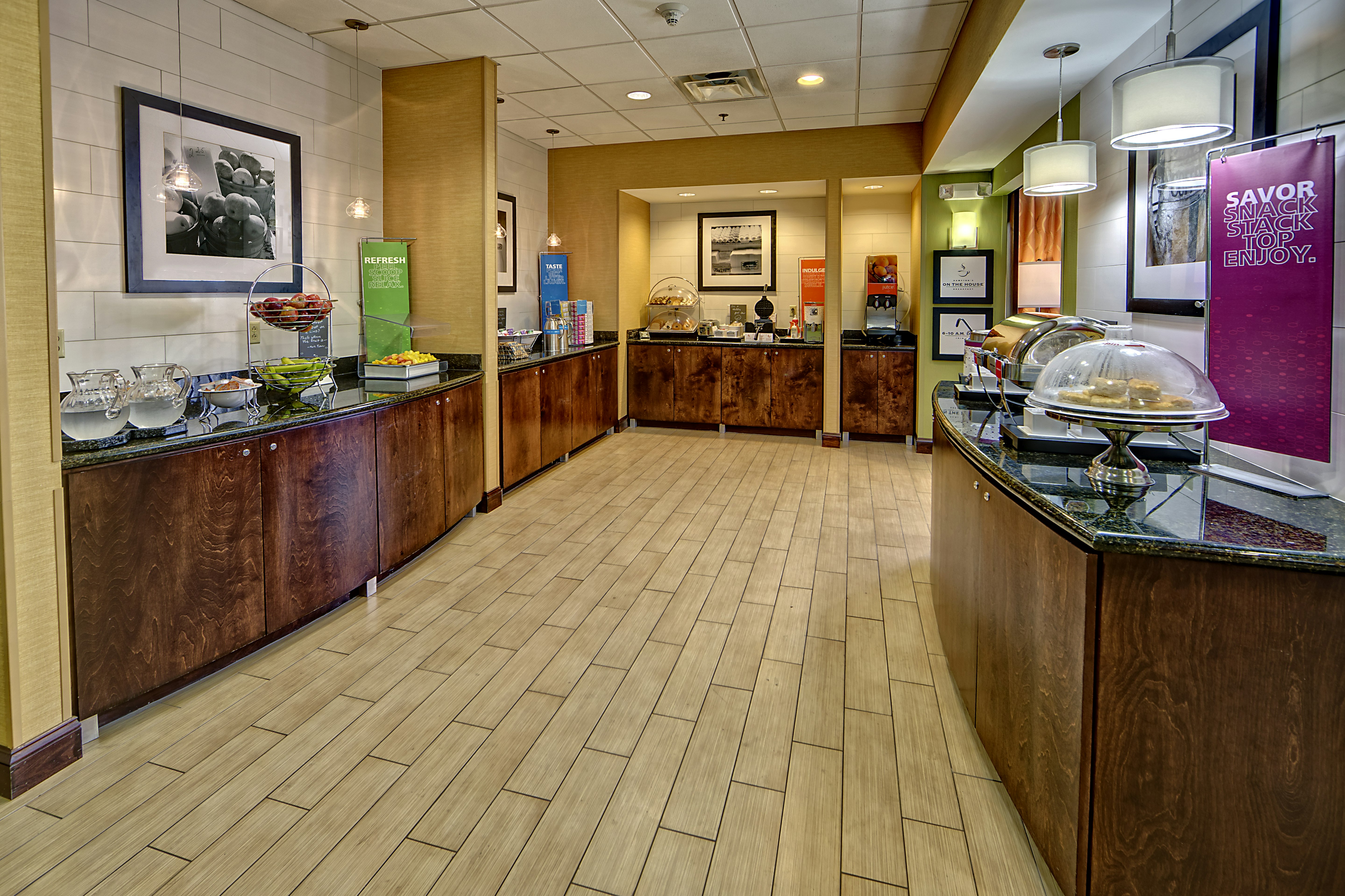 Hampton Inn Crossville 14/47