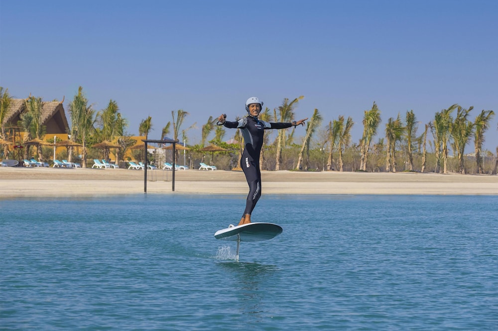 Anantara World Islands Dubai Resort 38/78