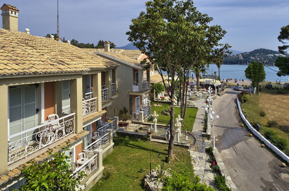 Molfetta Beach Hotel 47/56
