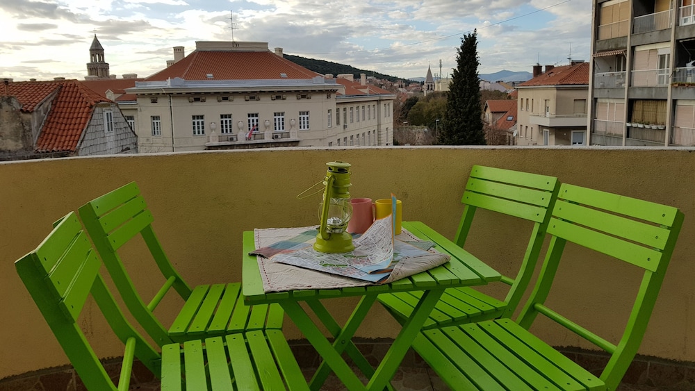 Croparadise Hostel 33/50