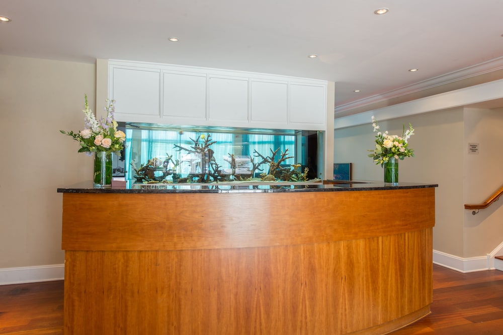 The Breakwater Inn and Spa 2/47