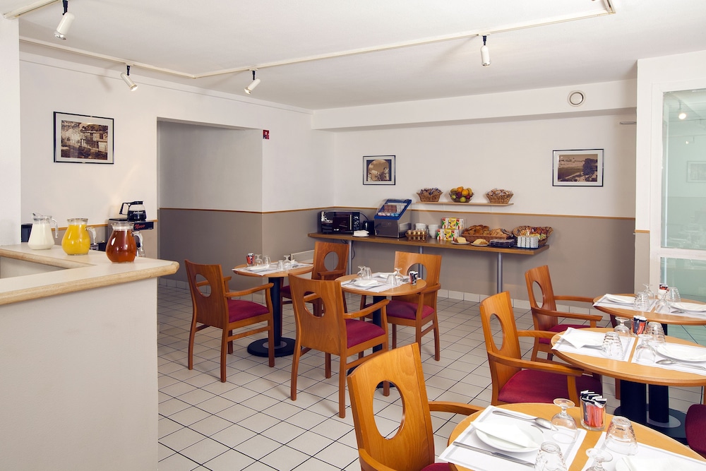 Sejours and Affaires Orleans Jeanne dArc 21/27