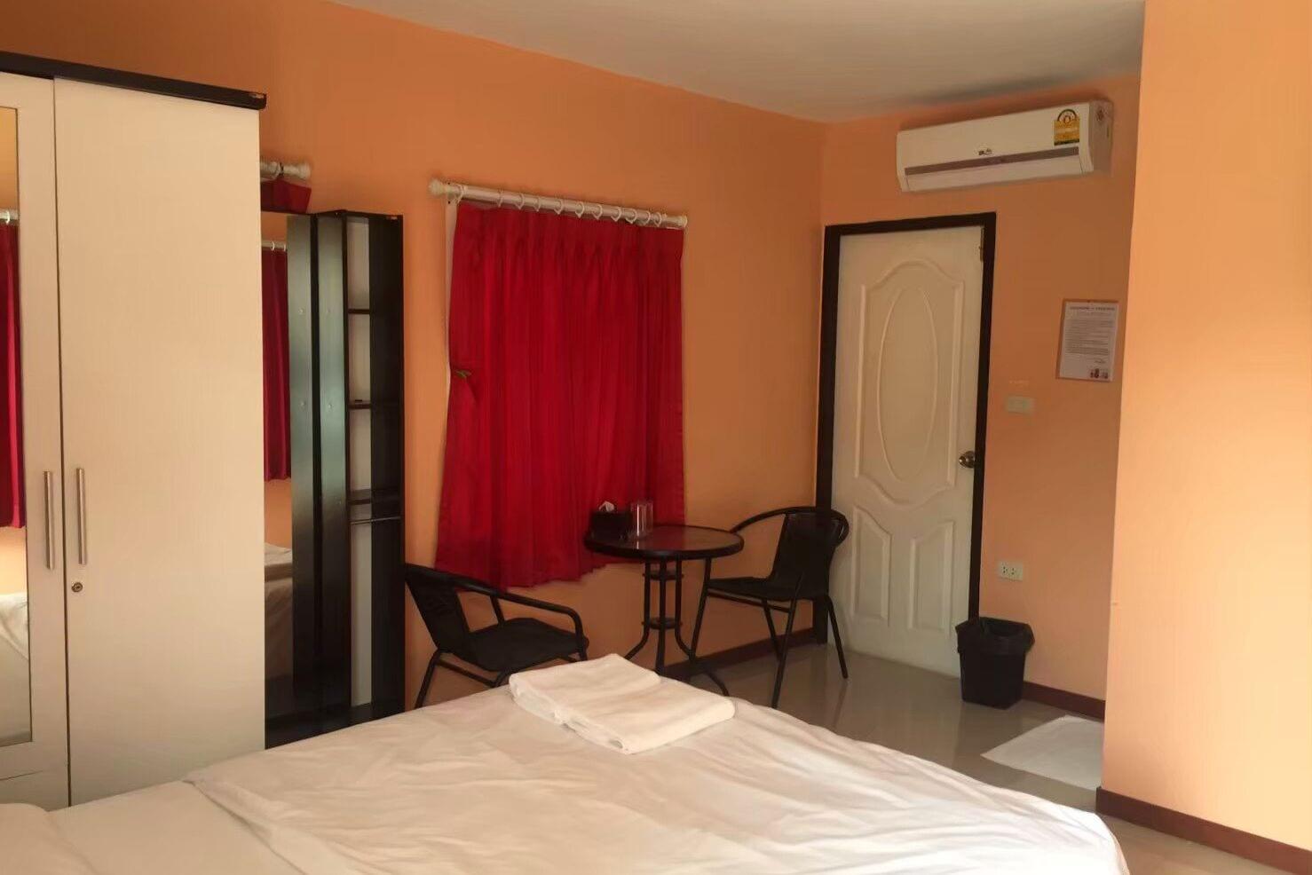 OYO 1166 Train Way Resort 26/36