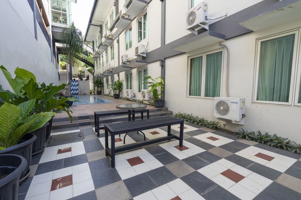 Dago's Hill 30/36