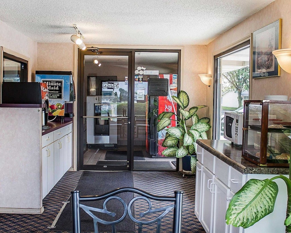 Rodeway Inn Findlay University Area 31/43