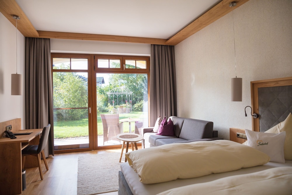 Premium, King Bed, Balcony, Hotel Sallerhof 2/7