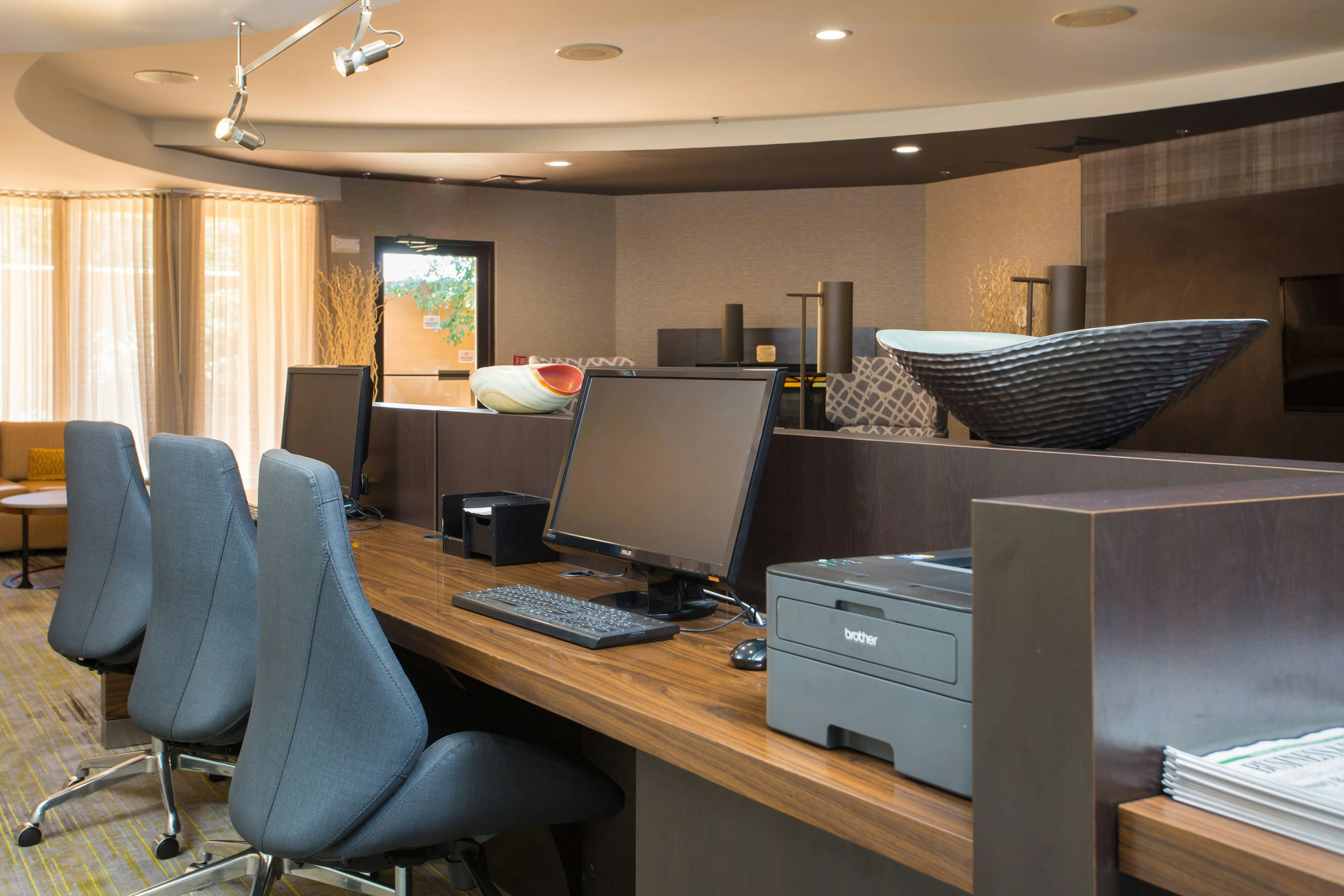 Courtyard By Marriott Boston Westborough 22/26