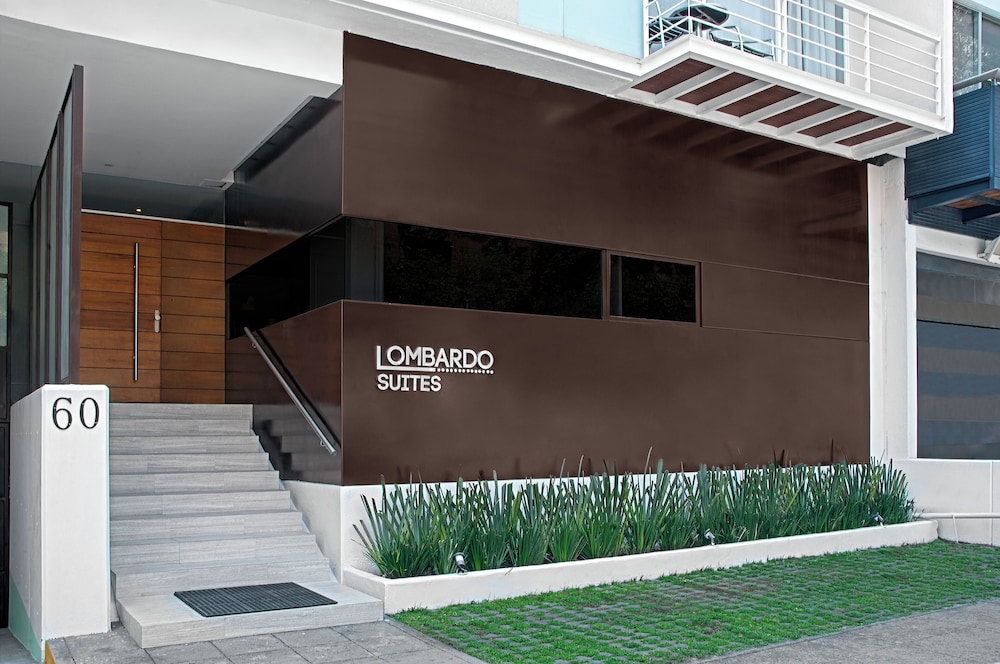 Lombardo Suites 3/50