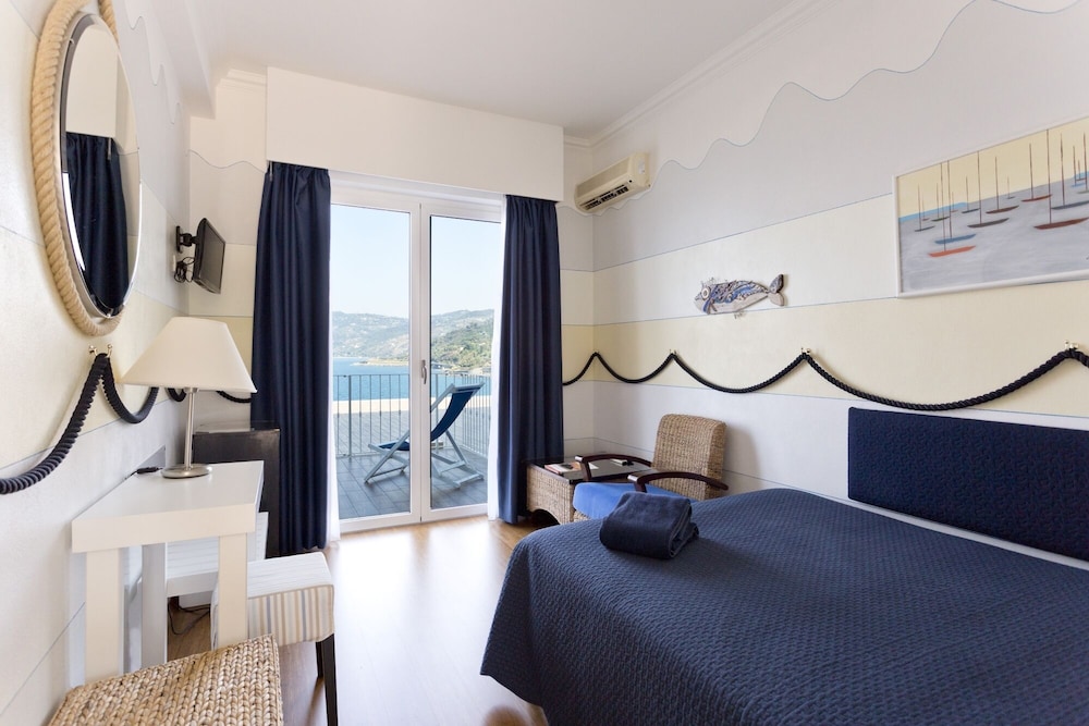 ROOM, SINGLE, SEA VIEW