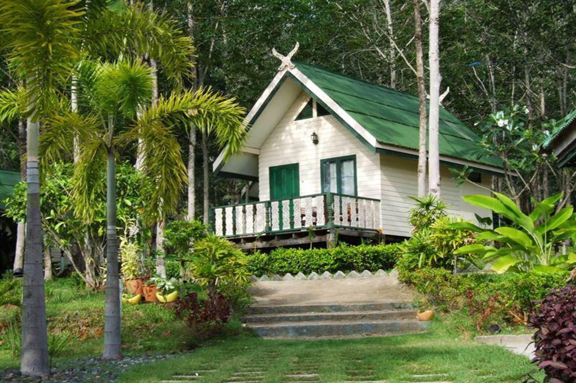 Para Resort Koh Chang 17/18