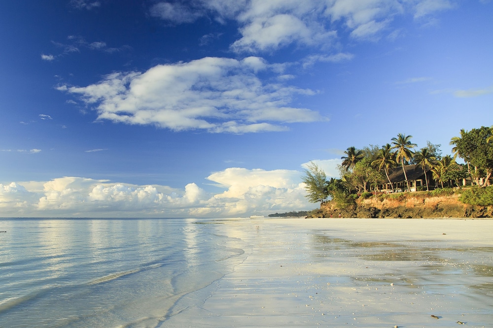 Baobab Beach Resort 63/72