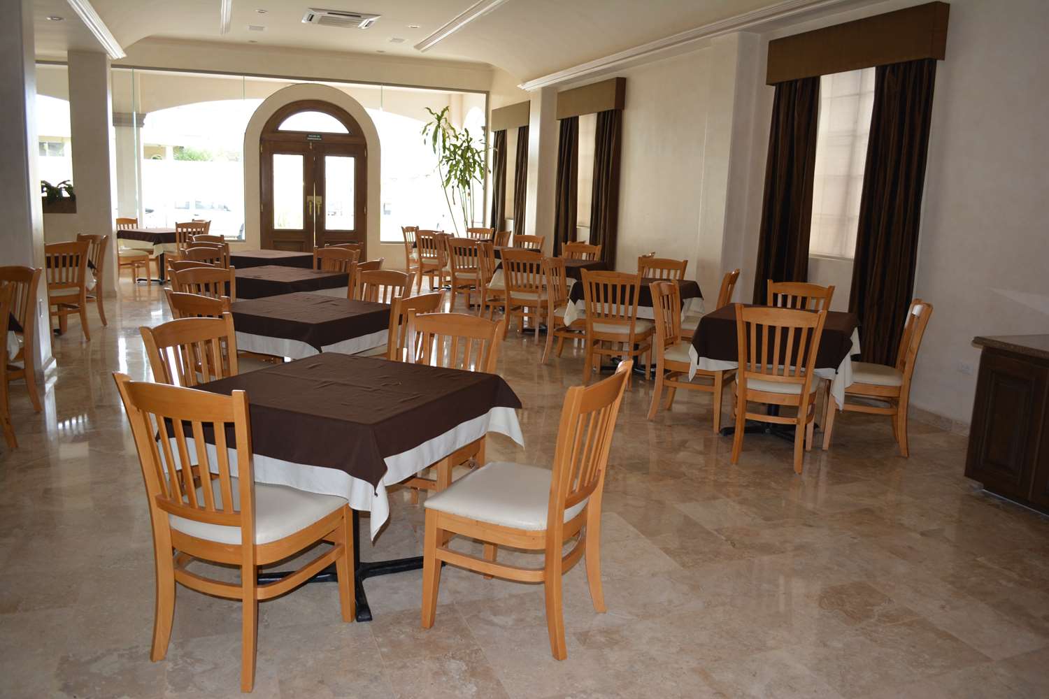 Best Western Centro Cadereyta 7/12