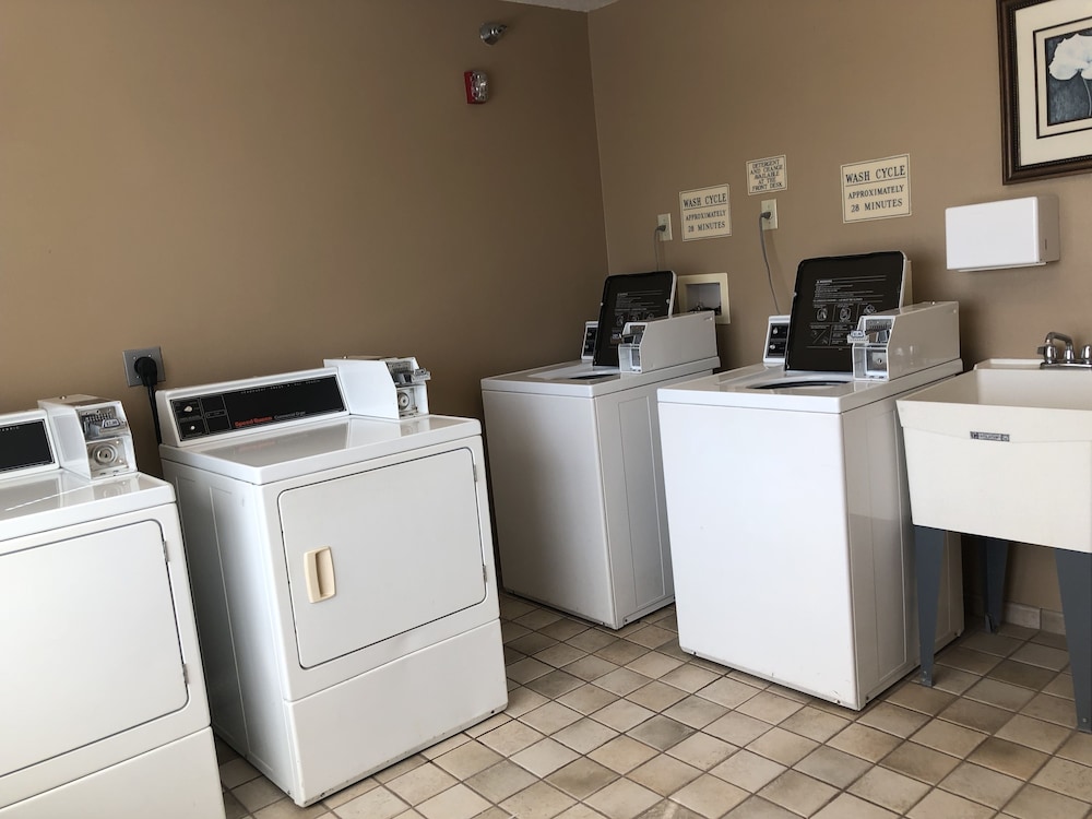 Best Western Worlds Of Fun Inn & Suites 18/41