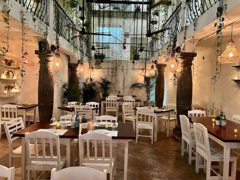 Posada Mariposa Boutique Hotel 55/71