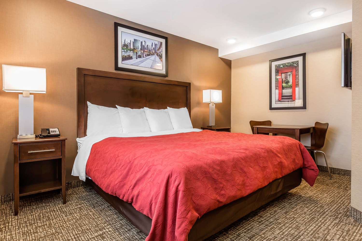 غرفة بسرير كينج، Rodeway Inn Chicago-Evanston 4/5