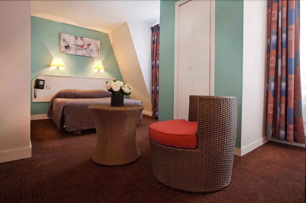 Hotel de l Alma 36/64