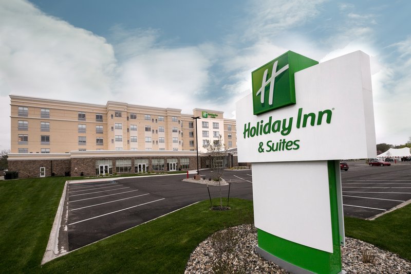 Holiday Inn & Suites Mount Pleasant 6/64