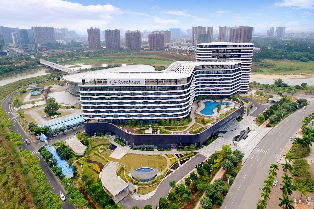 GRAND SKYLIGHT INTERNATIONAL HOTEL HUIZHOU 3/36