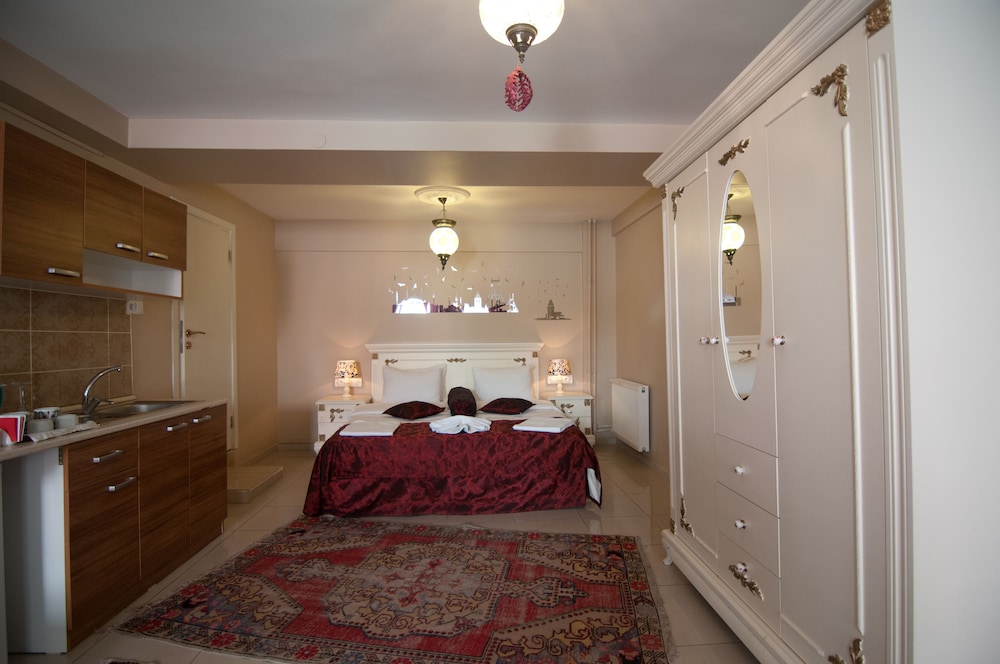 Safran Suites Apart 6/50