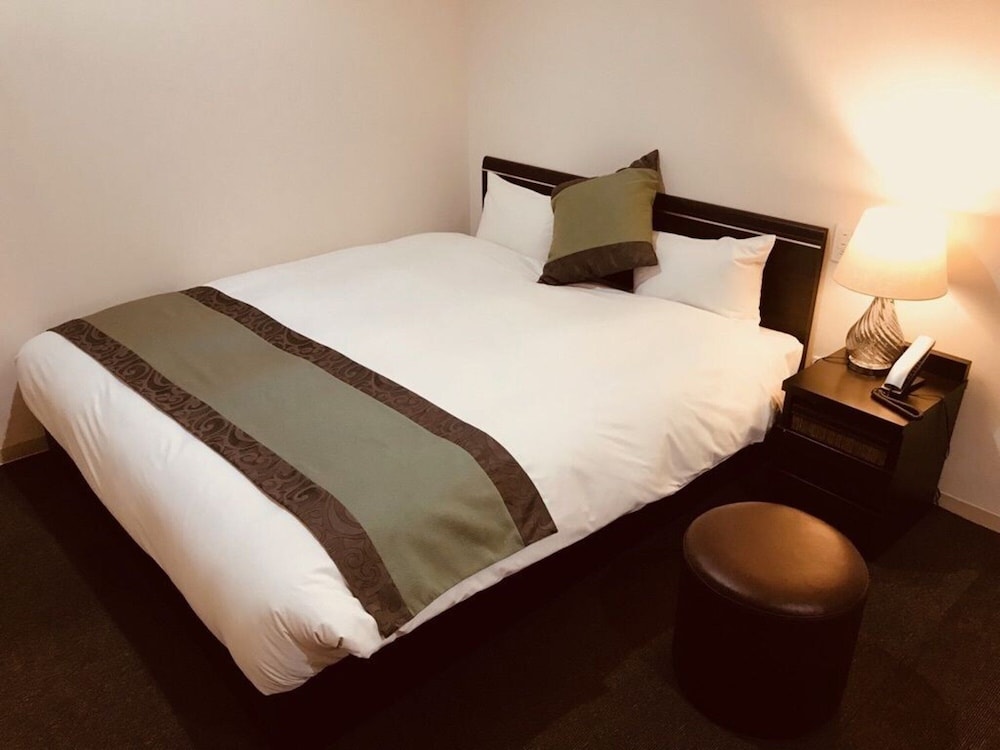 HOTEL TOHKAI 30/50