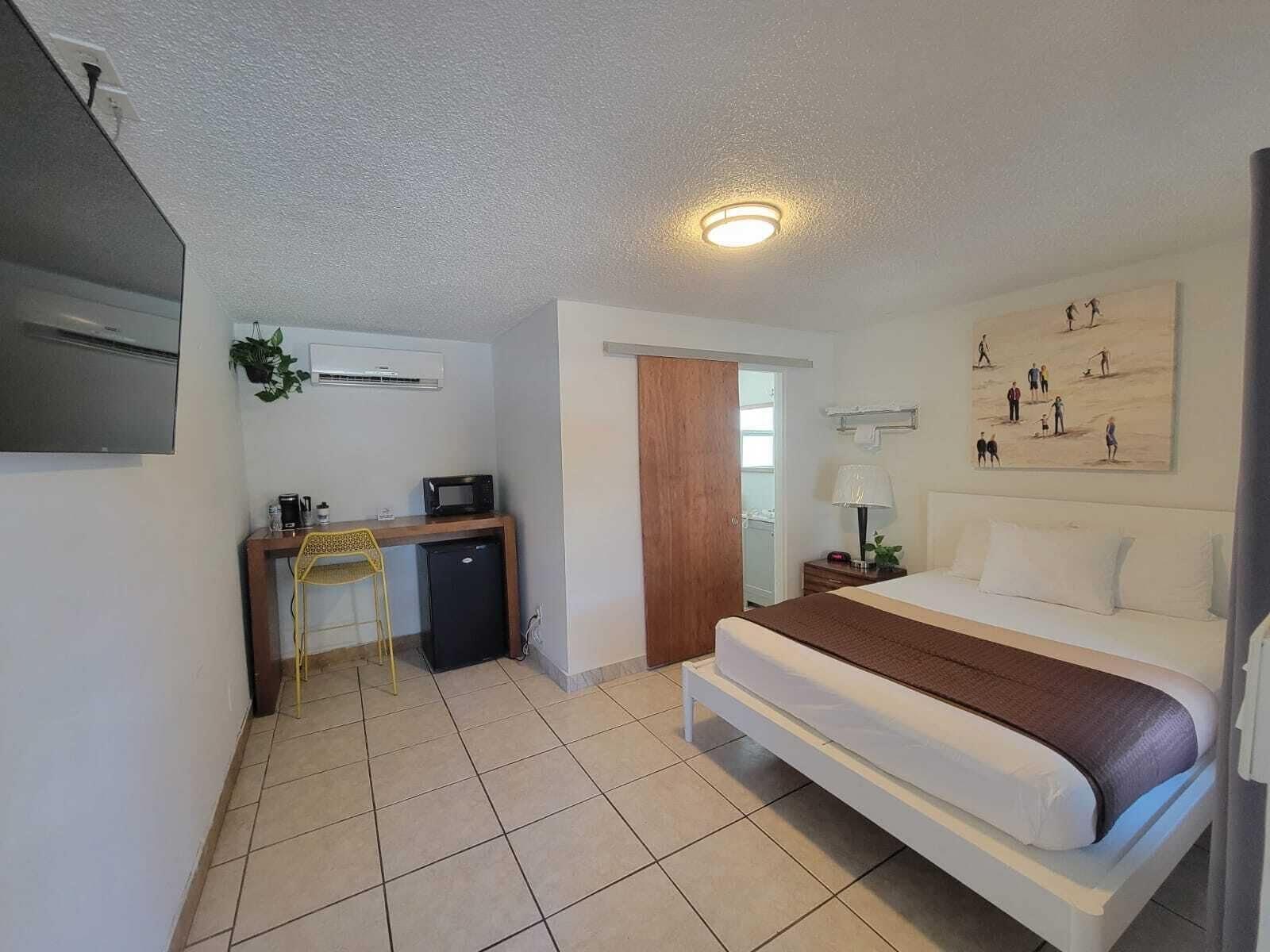Motel San Diego 7/38