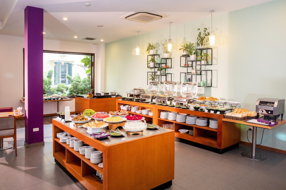 Emm Hotel Hue 38/50
