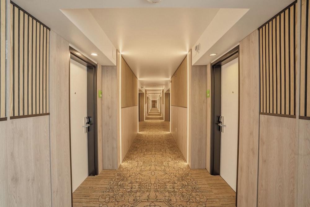 Holiday Inn Dallas Dfw Airport Area West 20/50