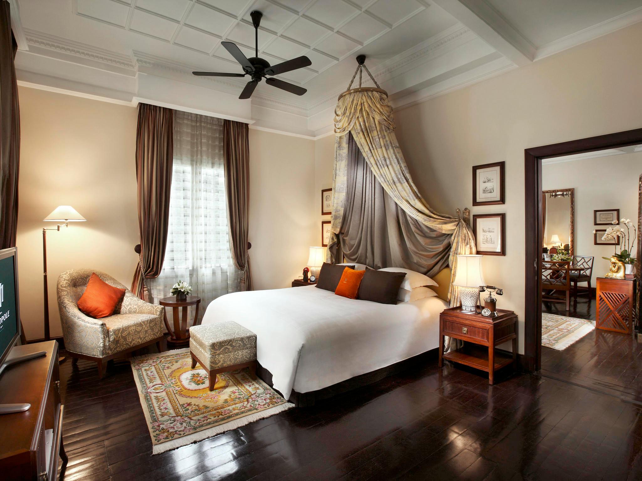 Graham Greene, Suite, King Bed, Historic Wing