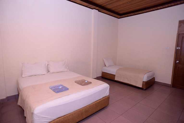 Hotel Ar Riyadh Kuala Tungkal 3/11