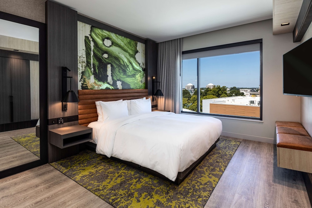 Hyatt Centric Charlotte/Southpark 16/50