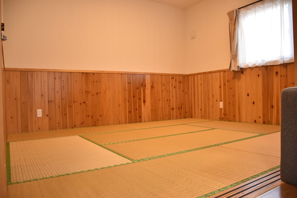 Churaumi Village 33/64