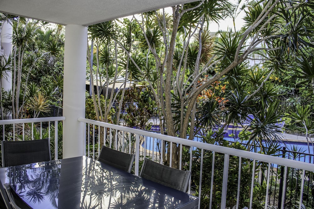 Surfers Beach Holiday Apartments 33/45