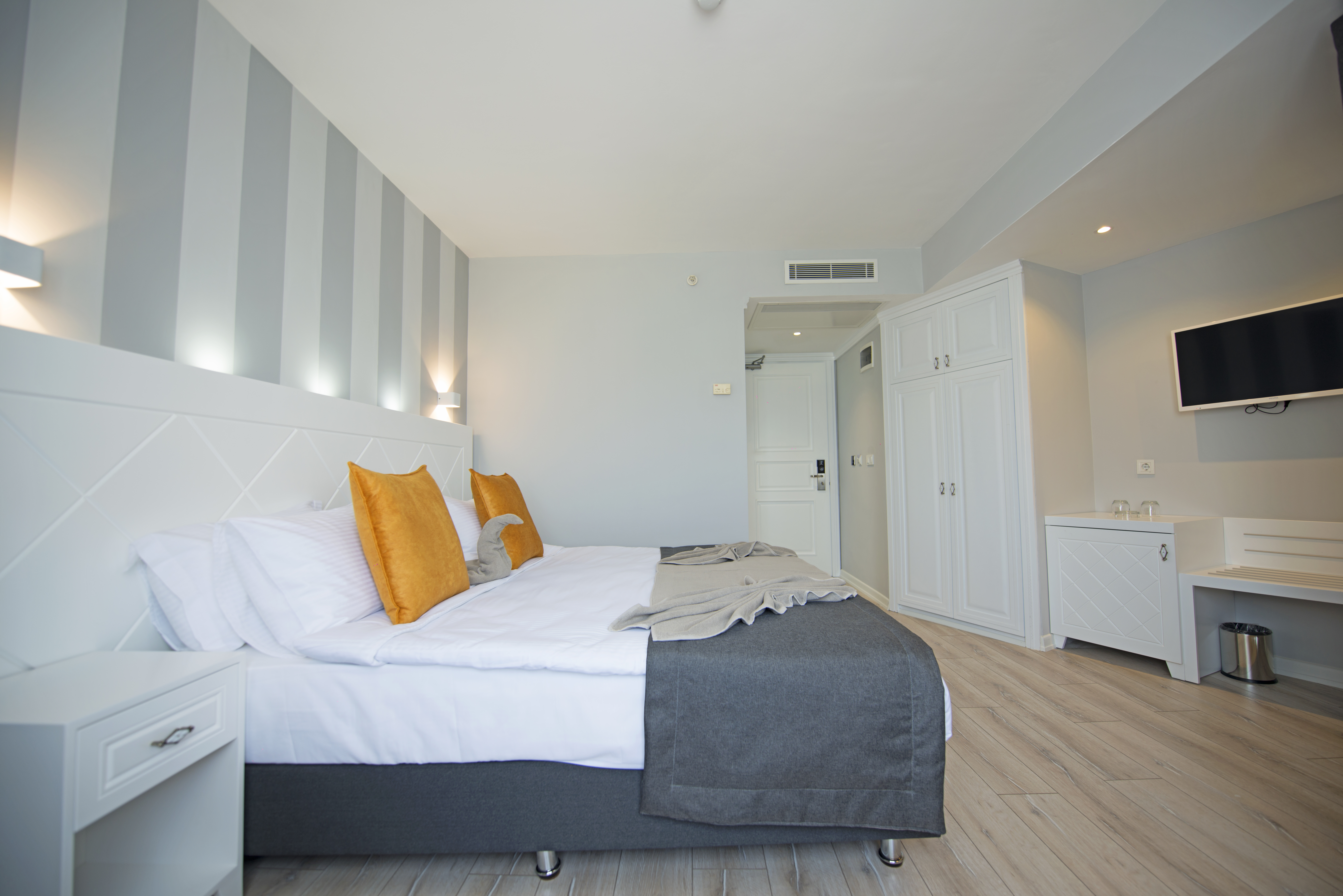 Standard, Single, Double Bed