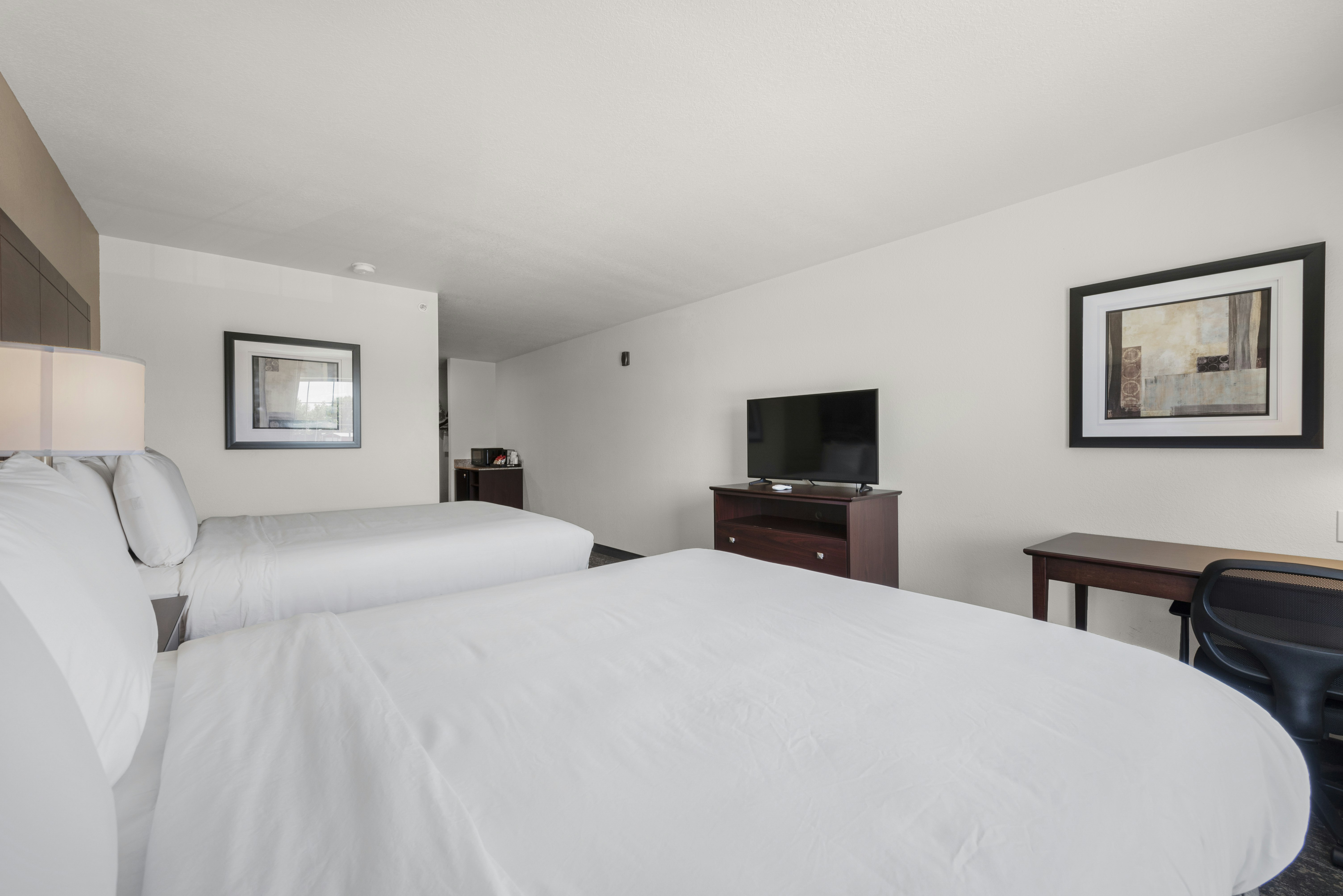 Cobblestone Hotel & Suites - Urbana 13/69