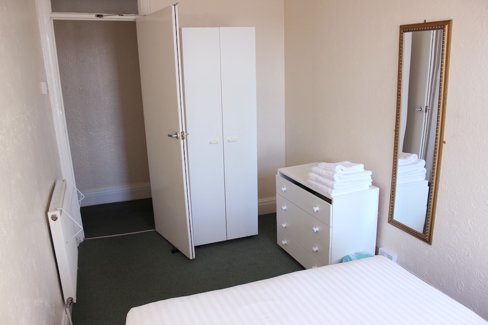 Sandpiper Holiday Apartments 14/50