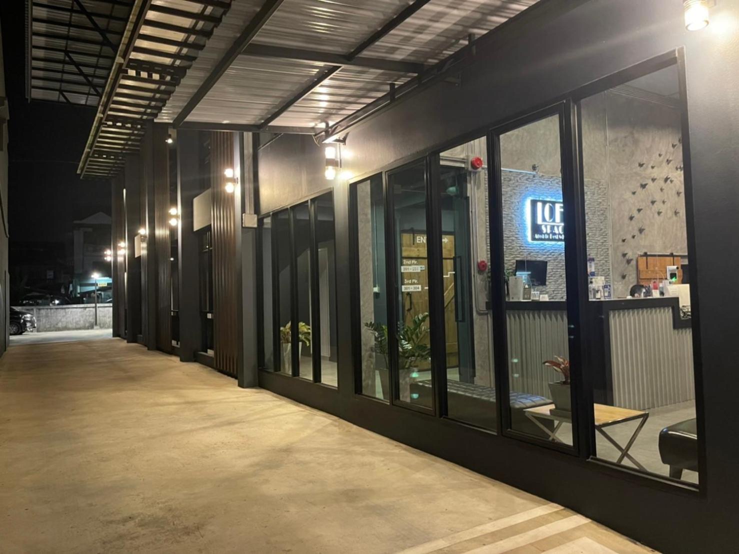 Loft Space Hotel 32/44