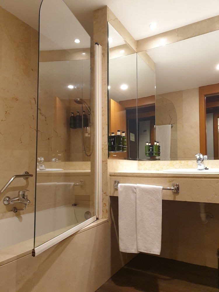 Best Western Premier Cmc Girona photo5