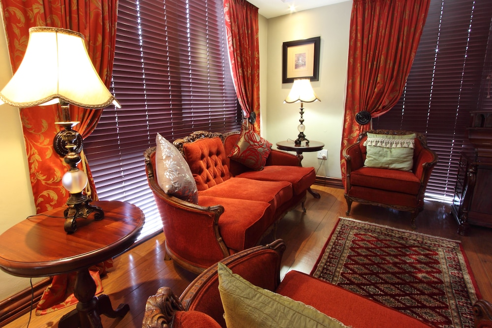 Candlewoods Guesthouse 26/48