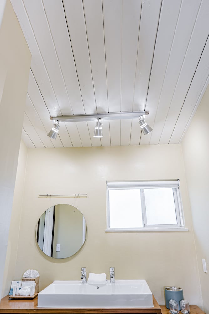 PREMIER, 2 QUEEN BEDS, TERRACE