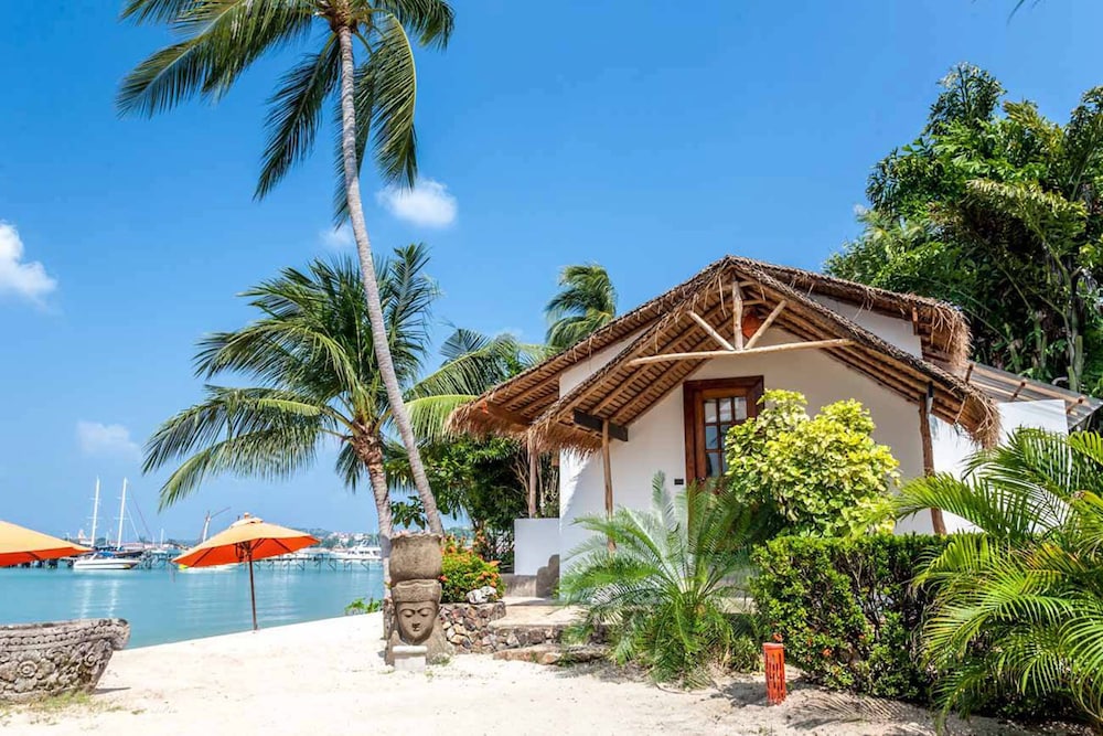 Secret Garden Beach Resort 4/70